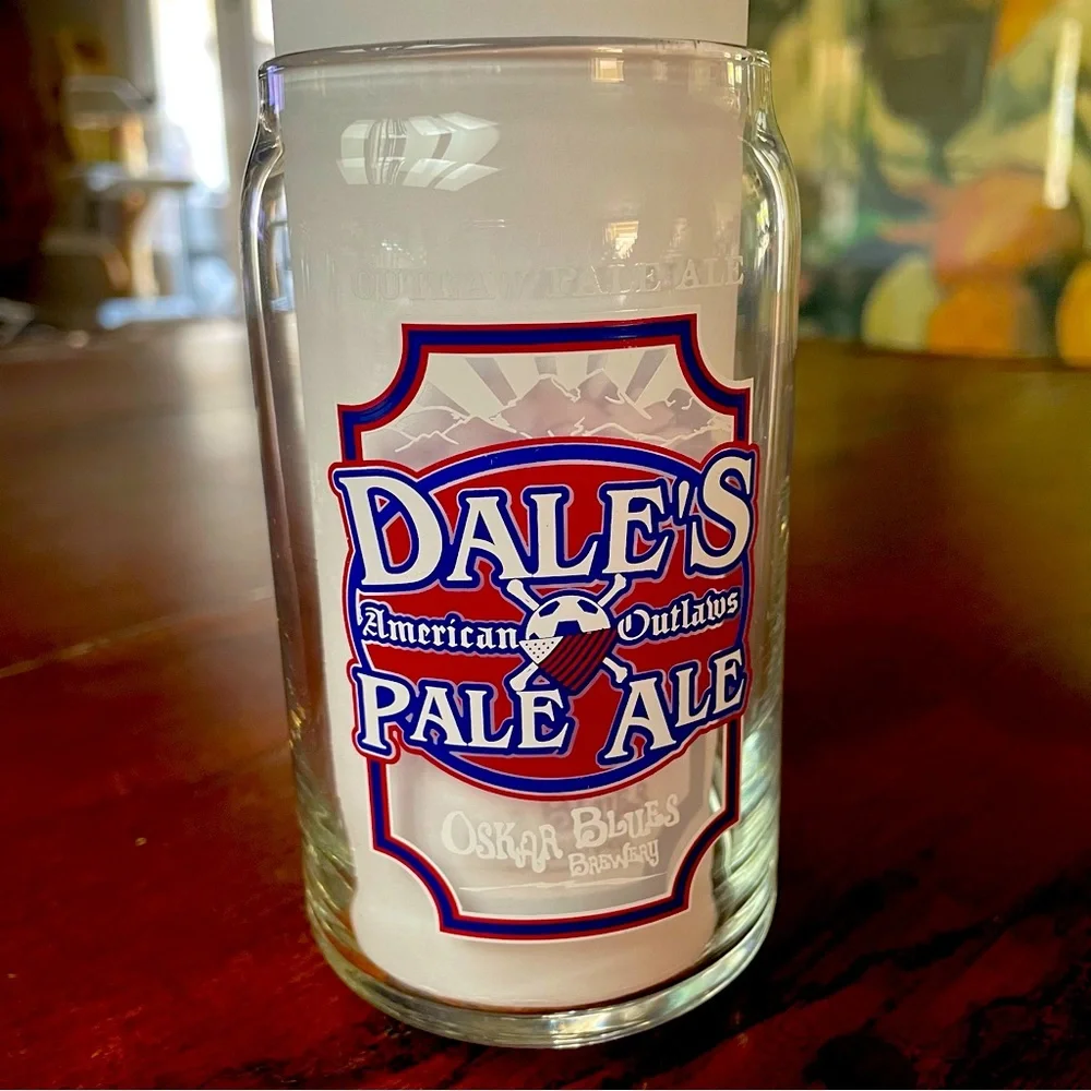 Oskar Blues Dale’s Pale Ale * American Outlaws * Beer Glasses x3